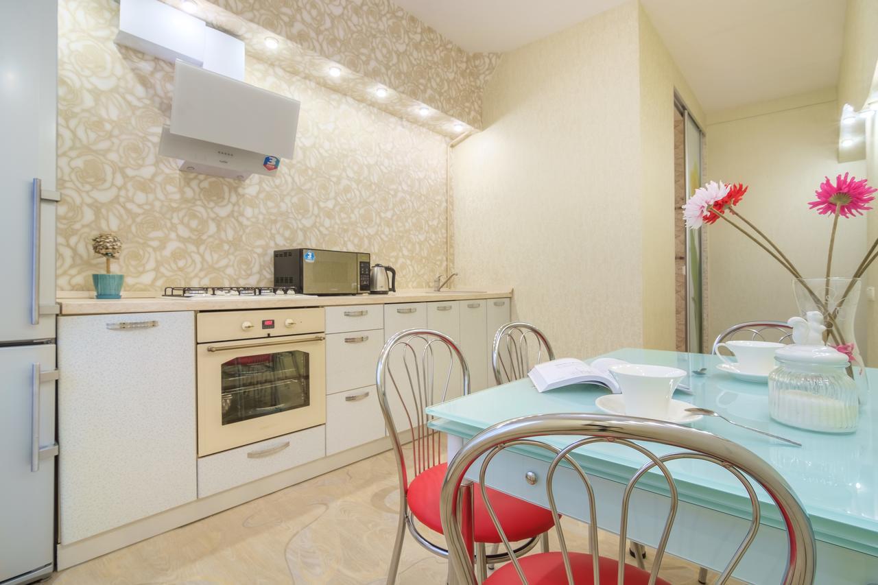 Panorama Apartment Kharkiv Exterior photo